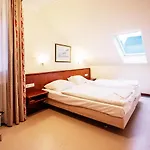 Duenenpark Binz - Komfortplus Ferienwohnung Mit 2 Schlafzimmern Und Balkon Im Dachgeschoss 048